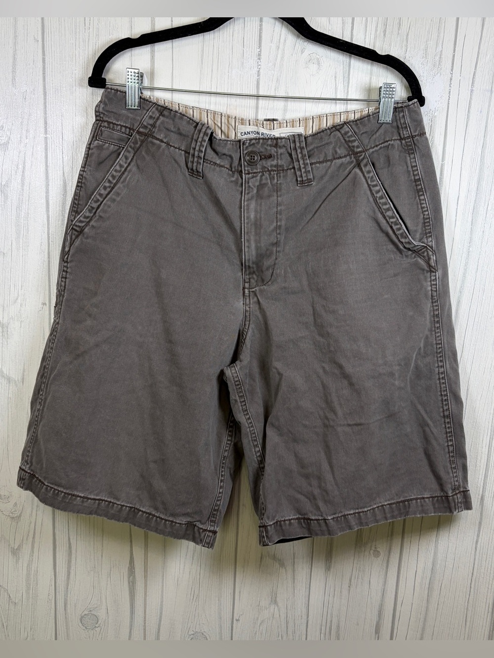 CANYON RIVER BLUES Men’s 32 Cargo Fit Shorts in Washed Brown